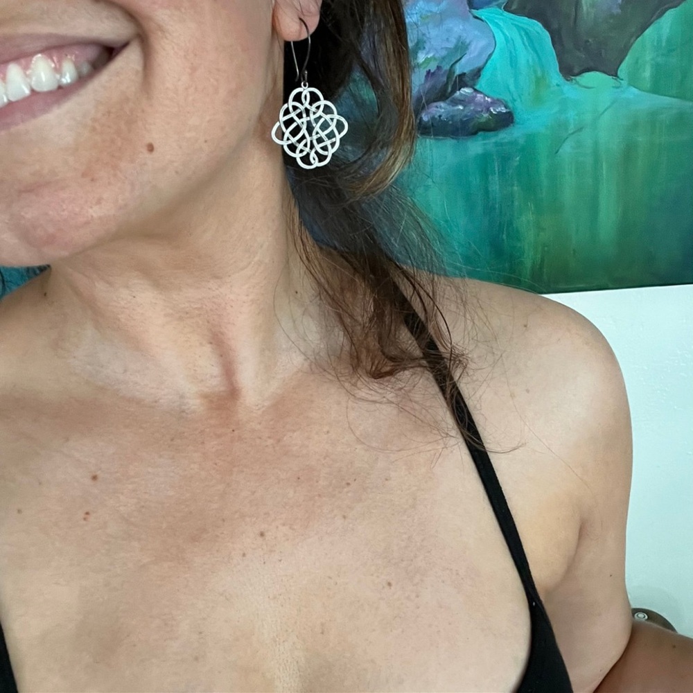 Silver Celtic Knot Dangle Statement Earrings 🌿